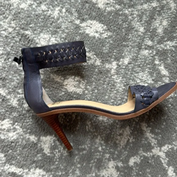 Joe’s Jeans 💚 heels - Picture 9 of 16